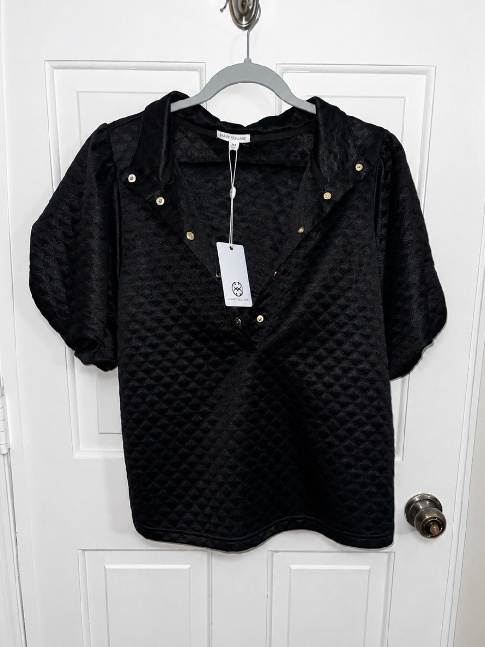 Black Quilted Puff-Sleeve Pullover by MarySqaure